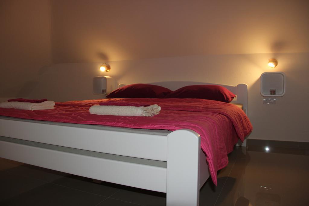 Filipa Apartment Cattaro Esterno foto
