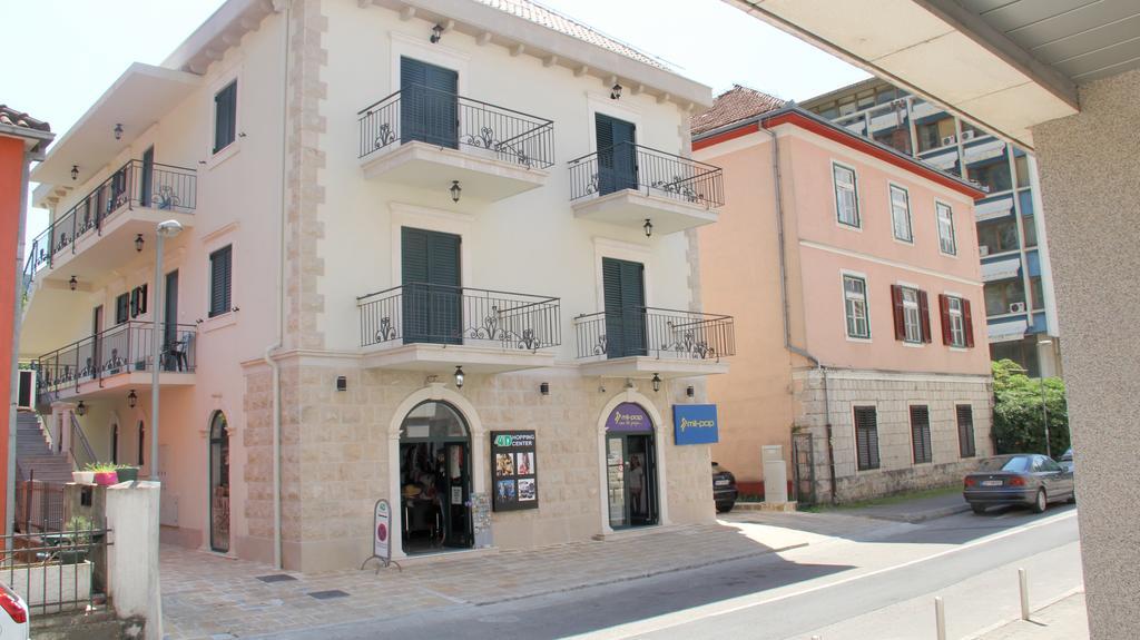 Filipa Apartment Cattaro Esterno foto