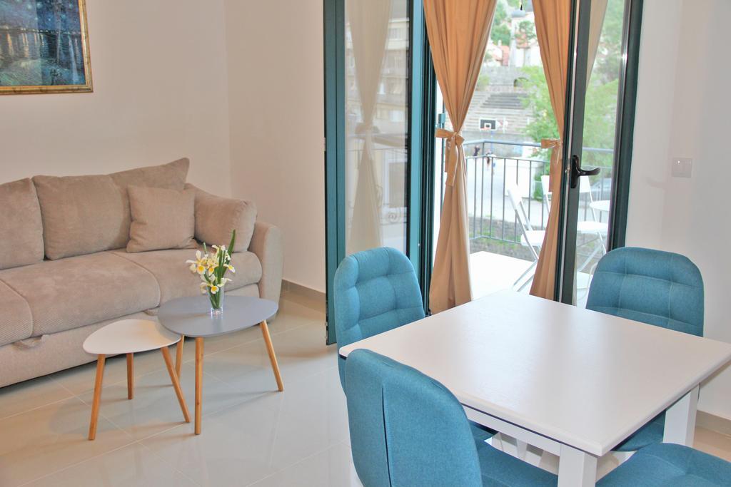 Filipa Apartment Cattaro Esterno foto