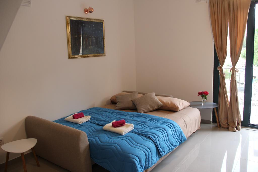 Filipa Apartment Cattaro Esterno foto